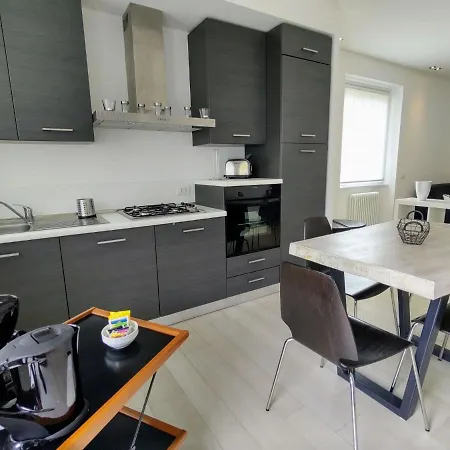 Titti - Gla133 By Interhome *