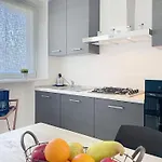 Titti - Gla133 By Interhome شقة *