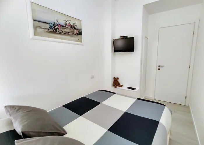 Titti - Gla133 By Interhome